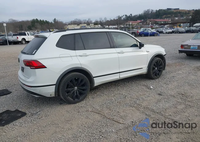 3VV3B7AX7LM118030: 44103915