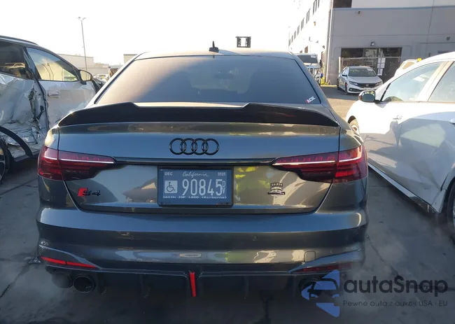 WAUB4AF44MA063242: 44104029