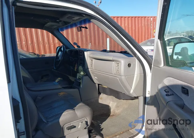 2GCEK19T8Y1217542: 44104089