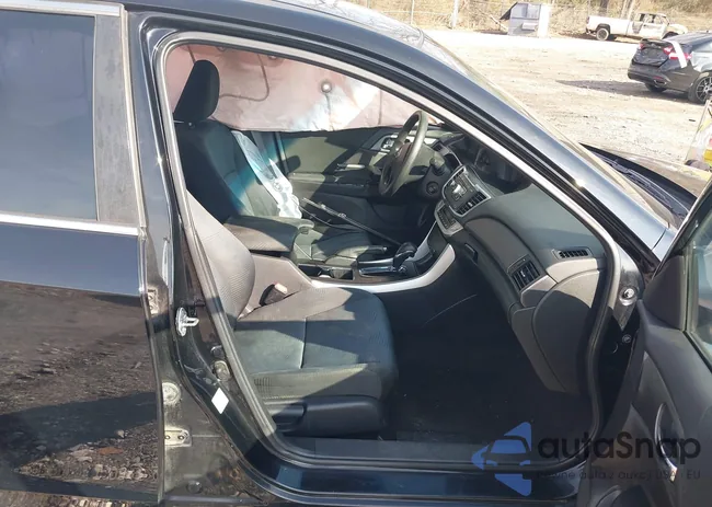 1HGCR2F31EA099561: 44104093