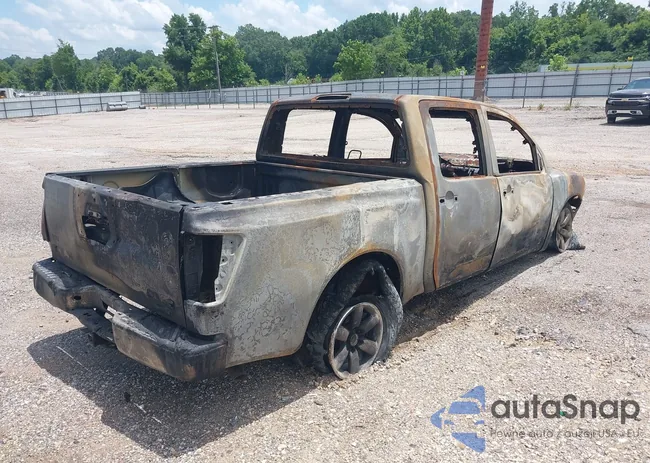 1N6BA07D18N352630: 44103152