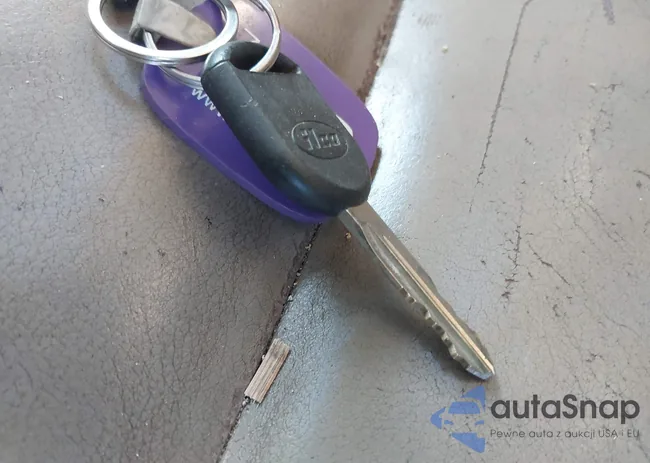 1FMZU77E83UB05707: 44103177