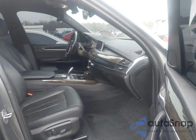 5UXKR0C50H0V49763: 44103196