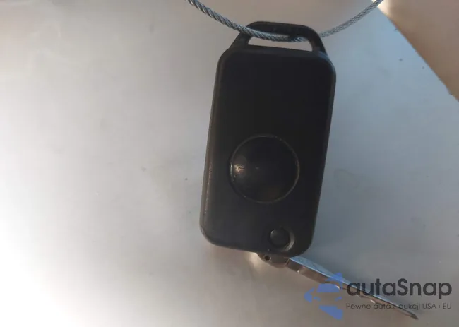 WDBJF55F4VJ029174: 44103236