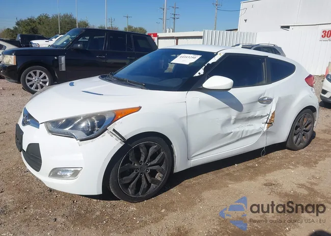 KMHTC6AD2FU220536: 44103250