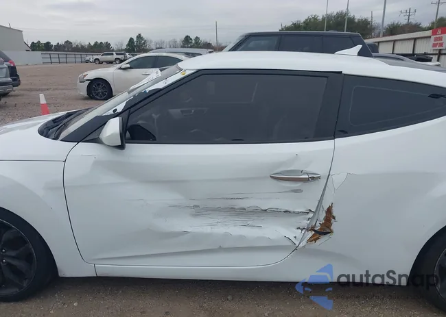 KMHTC6AD2FU220536: 44103250