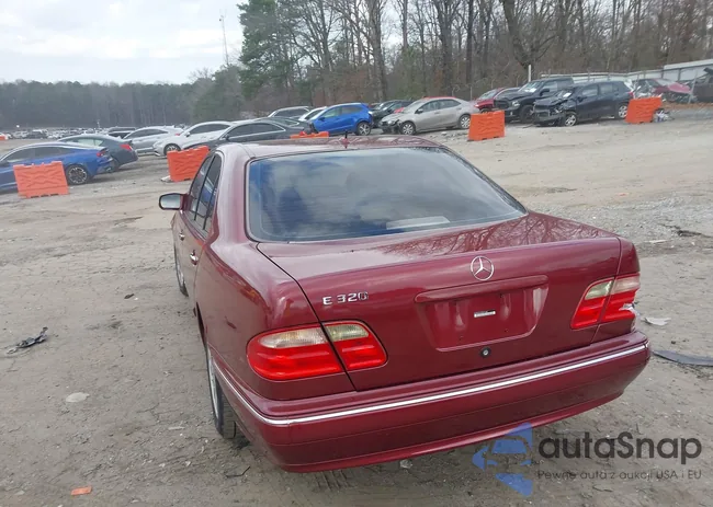 WDBJF65J3YB027148: 44103254