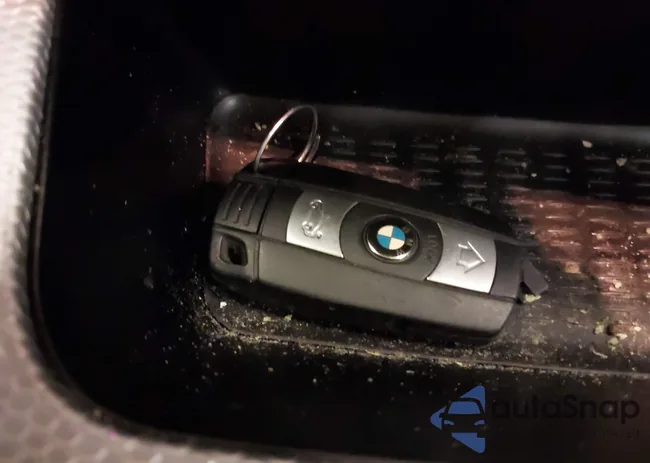 WBAUN7C57CVM26372: 44103268