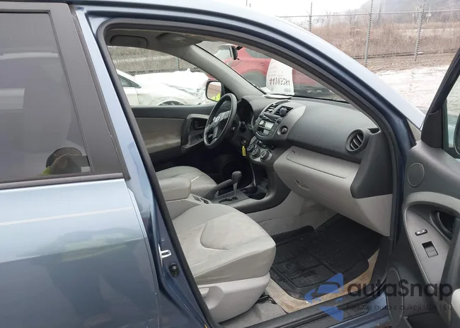 2T3BF4DV9BW117370: 44103284