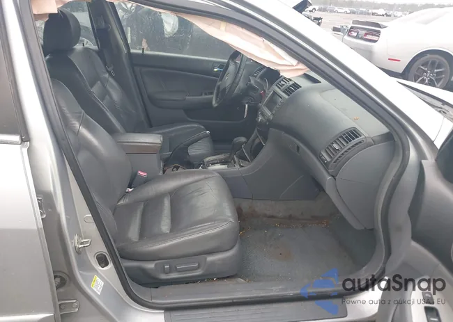 1HGCM66856A047501: 44103437