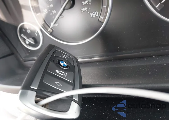 WBA5A7C53ED616632: 44103438