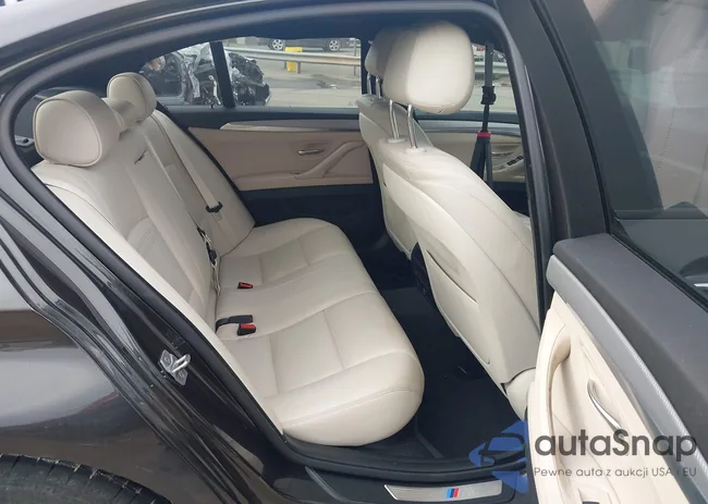 WBA5A7C53ED616632: 44103438