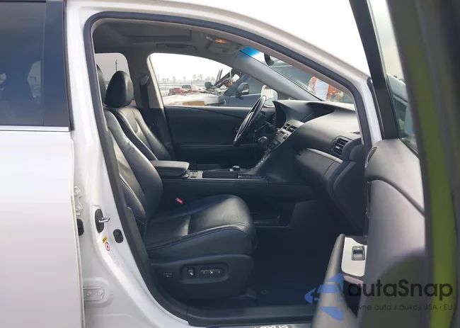 JTJZK1BA6F2421440: 44104554