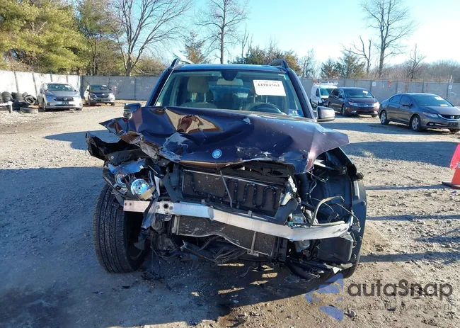 WDCGG8HB9BF539824: 44104564