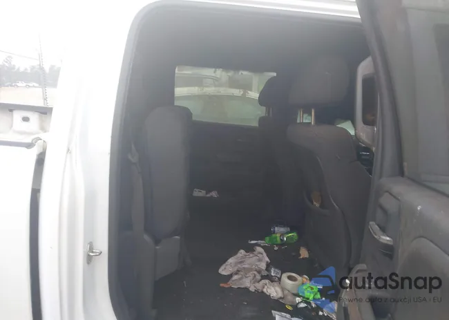 3GTU2UEC6FG360223: 44104580