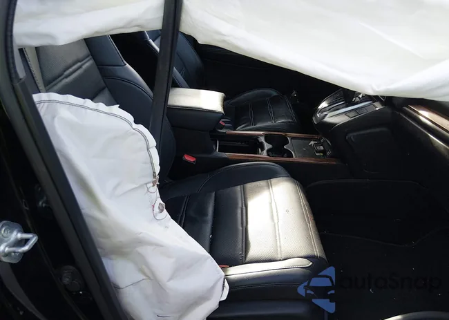 7FARW2H9XNE027028: 44104591