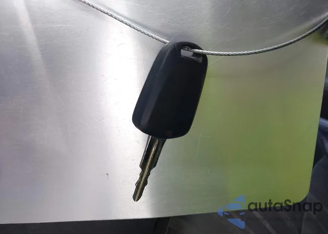 KL8CB6S96DC586917: 44104608