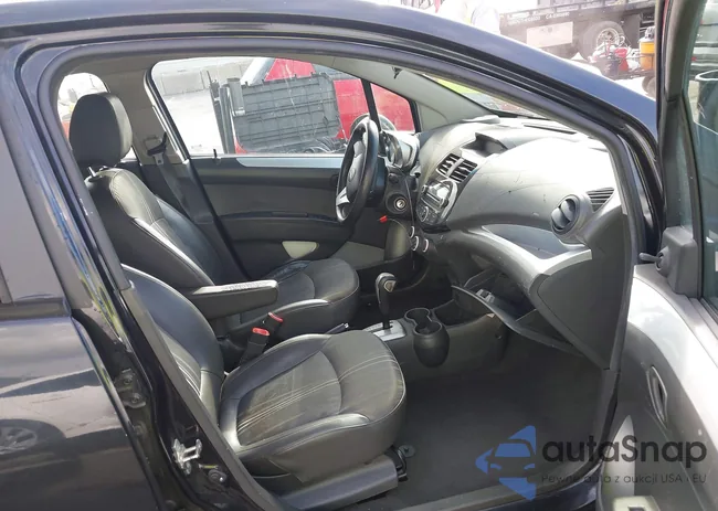 KL8CB6S96DC586917: 44104608