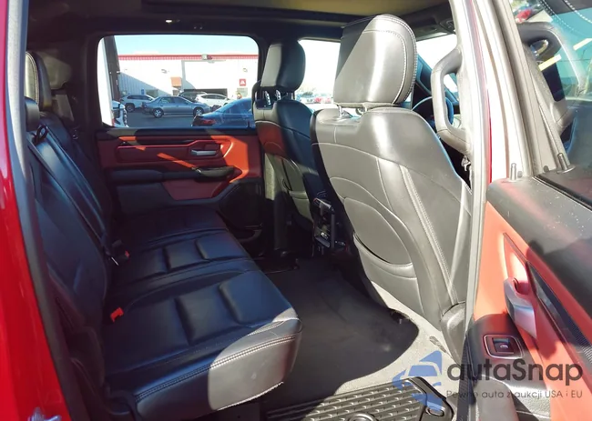 1C6SRFLT2KN910723: 44104626