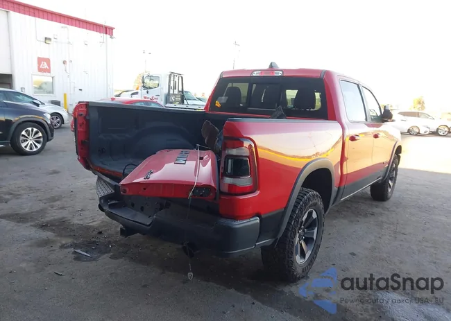 1C6SRFLT2KN910723: 44104626