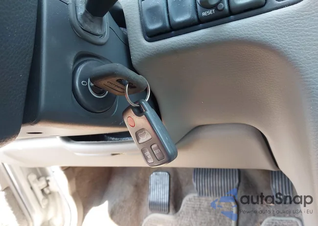 YV1LS61J5Y2646842: 44104634