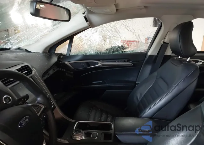 3FA6P0T99HR341561: 44104658