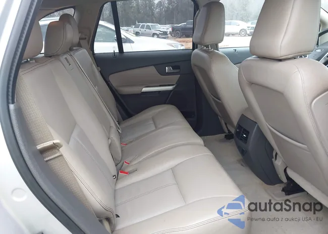 2FMDK4JC6BBA23856: 44104688