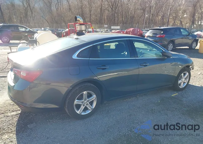 1G1ZB5ST2LF099288: 44104740