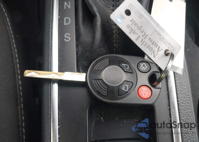 1FMCU9GD9HUB83137: 44104786