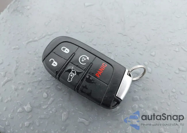 1C4RJEAG4JC391697: 44104853