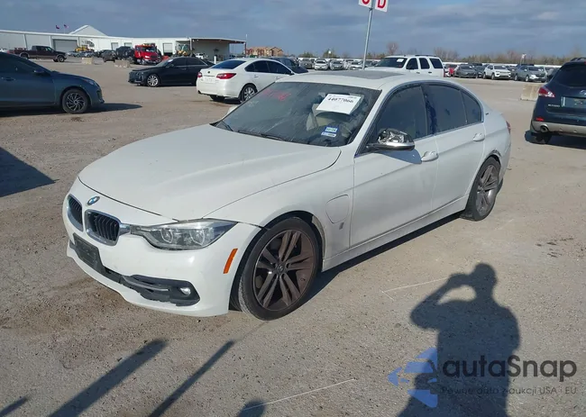 WBA8E1C52JA167535: 44104857