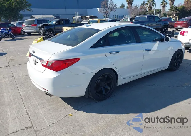 5NPEC4AC1BH150802: 44104924