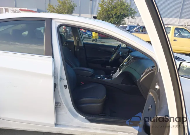 5NPEC4AC1BH150802: 44104924