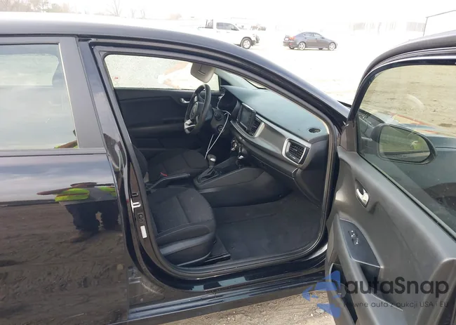 3KPA24AD6LE343382: 44104956