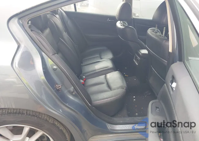 1N4AA5APXAC858284: 44104988