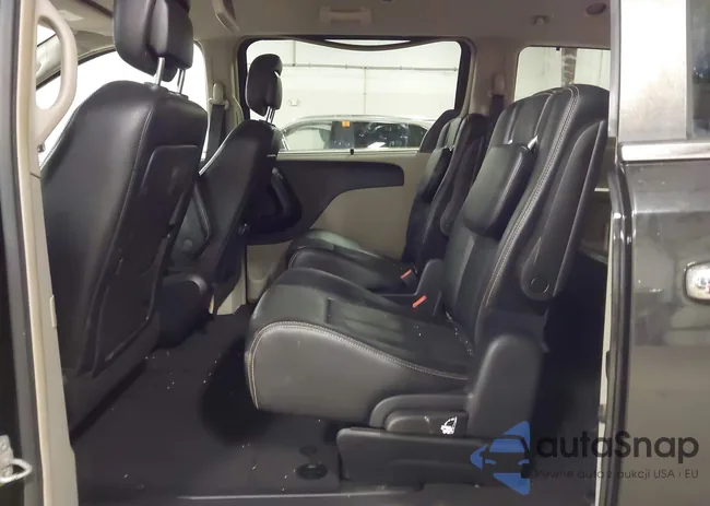 2C4RC1BG4FR582519: 44105088