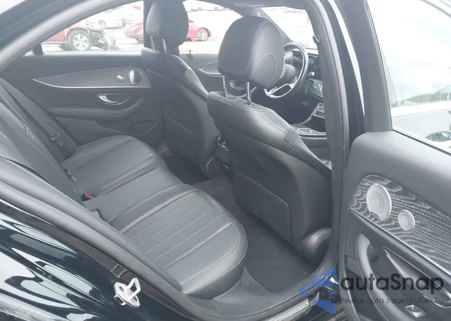 W1KZF8EBXMA873680: 44105094