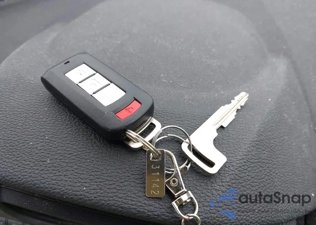 JA4ATVAA1RZ013990: 44104155