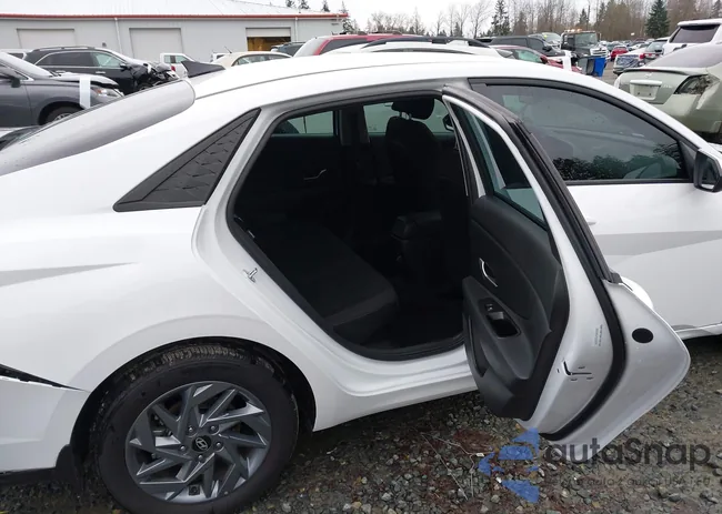 KMHLM4DJ7SU165787: 44104220