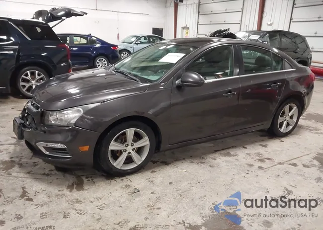 1G1PE5SB3F7161107: 44104240