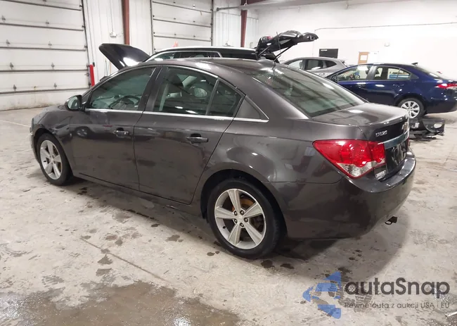 1G1PE5SB3F7161107: 44104240