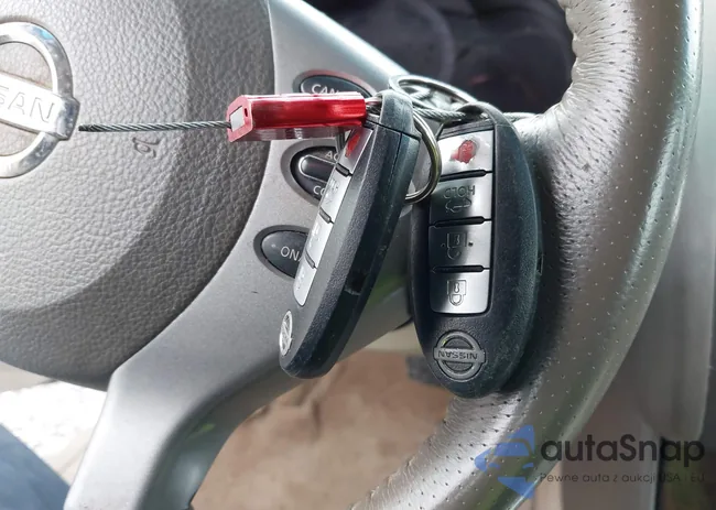 1N4AL2AP6AN499576: 44104310