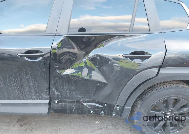 7MMVABCM8PN138363: 44104335