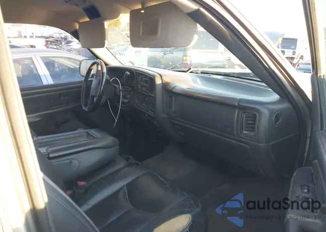 1GCGC13UX3F206860: 44104360