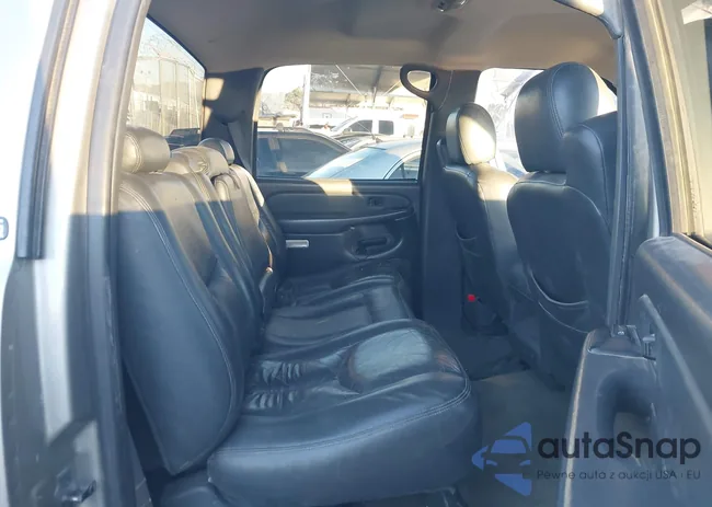 1GCGC13UX3F206860: 44104360