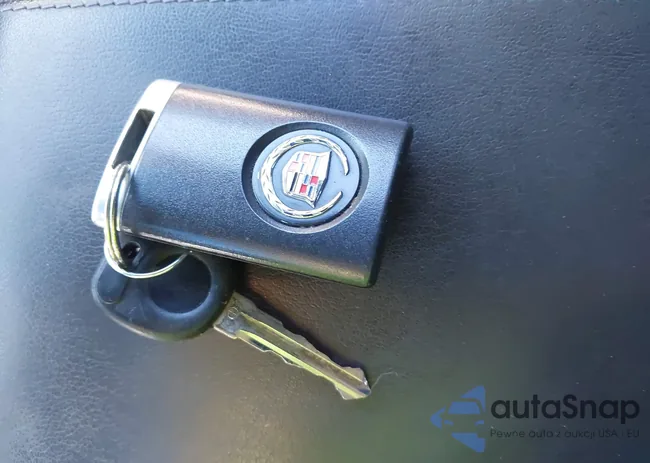 1G6DC5EG4A0126636: 44104380