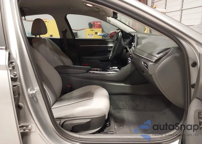 5NPEL4JA8LH052494: 44104407