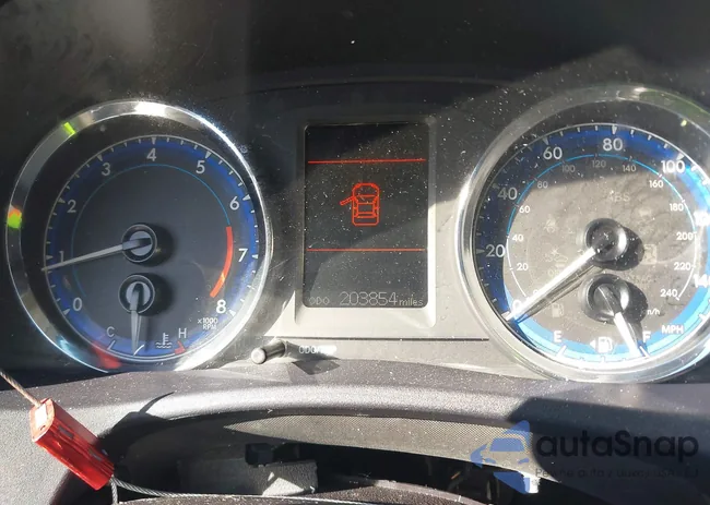 2T1BURHE1JC004096: 44104423