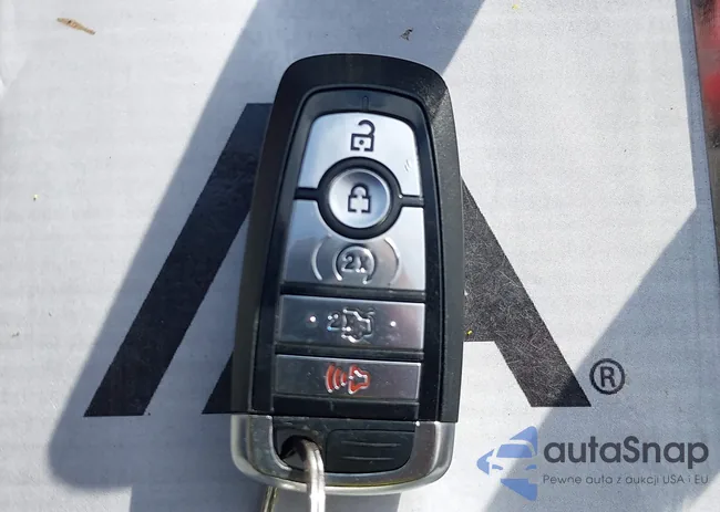 3FA6P0MU9KR179926: 44104453