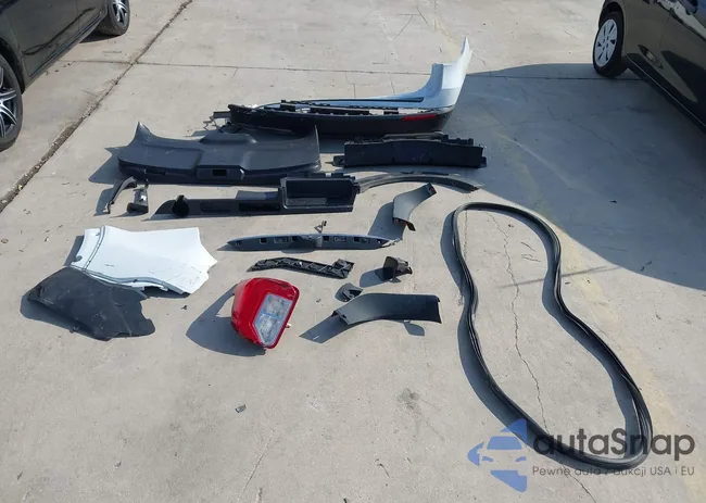 1FMSK7DH5LGC28188: 44104477